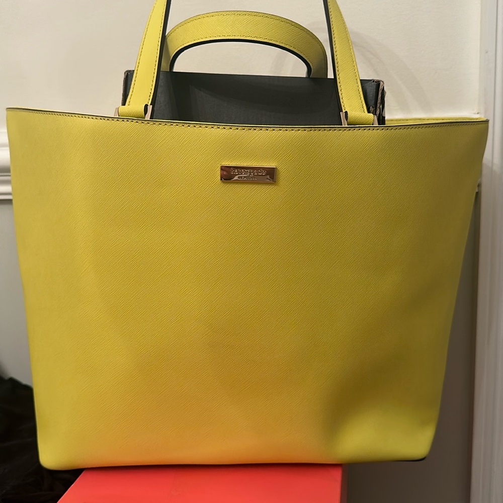 Nwt Kate spade Jules large tote